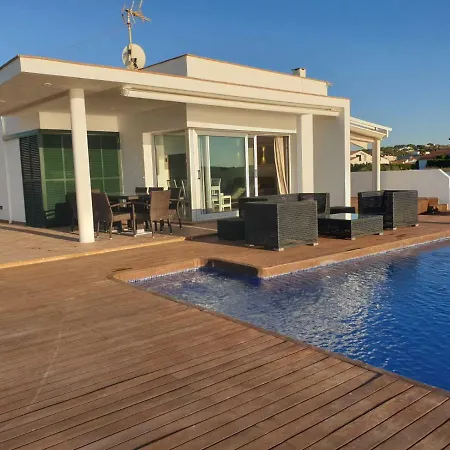 Des Artistes Luxury Villa Es Mercadal