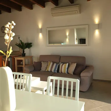 Vila Des Artistes Luxury Es Mercadal